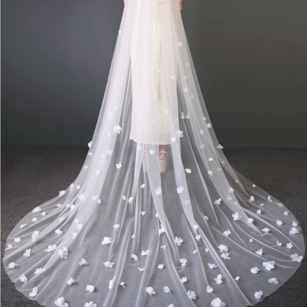 3D Floral Veil
